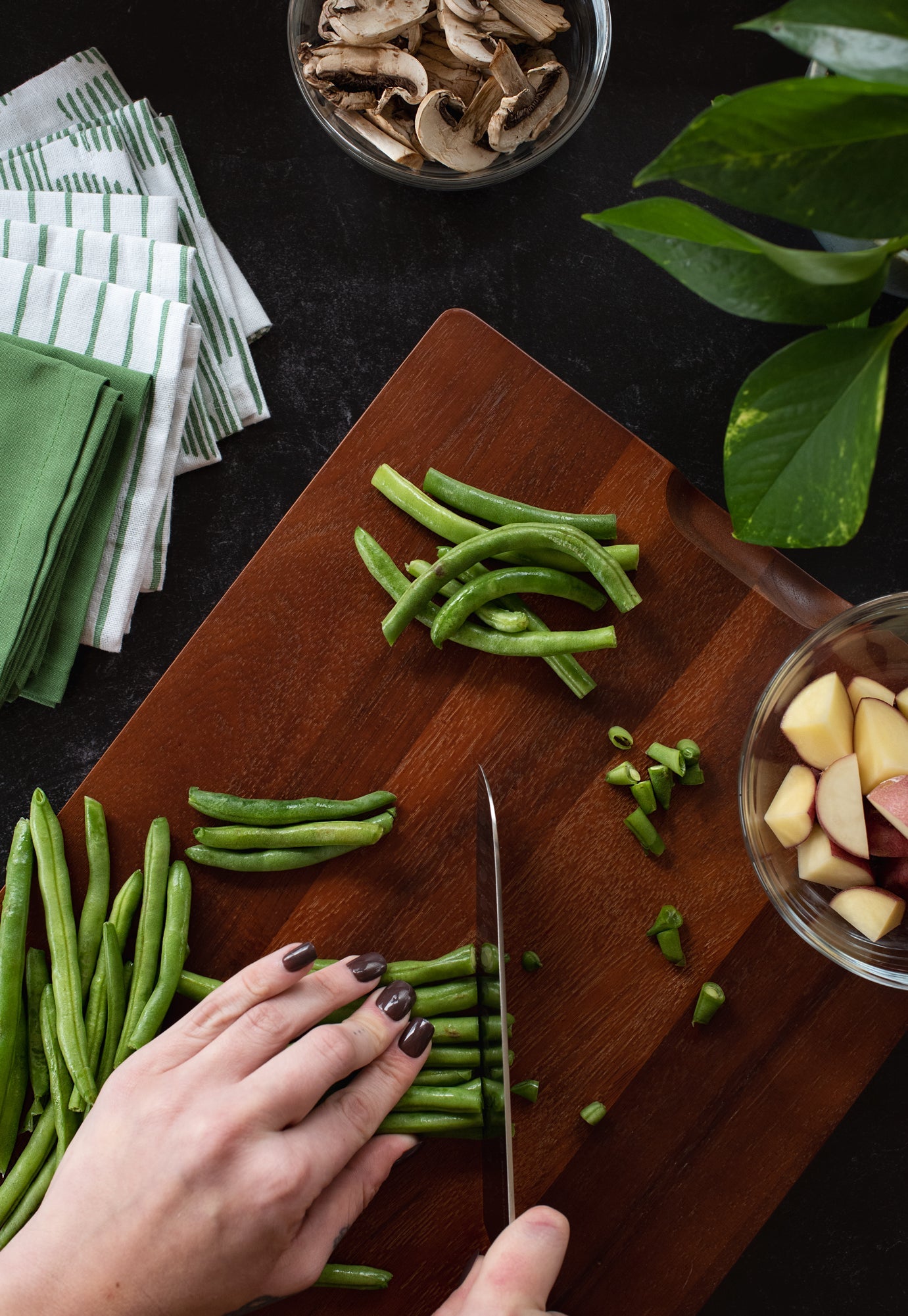 Elite 7 inch Santoku Knife - Black-4