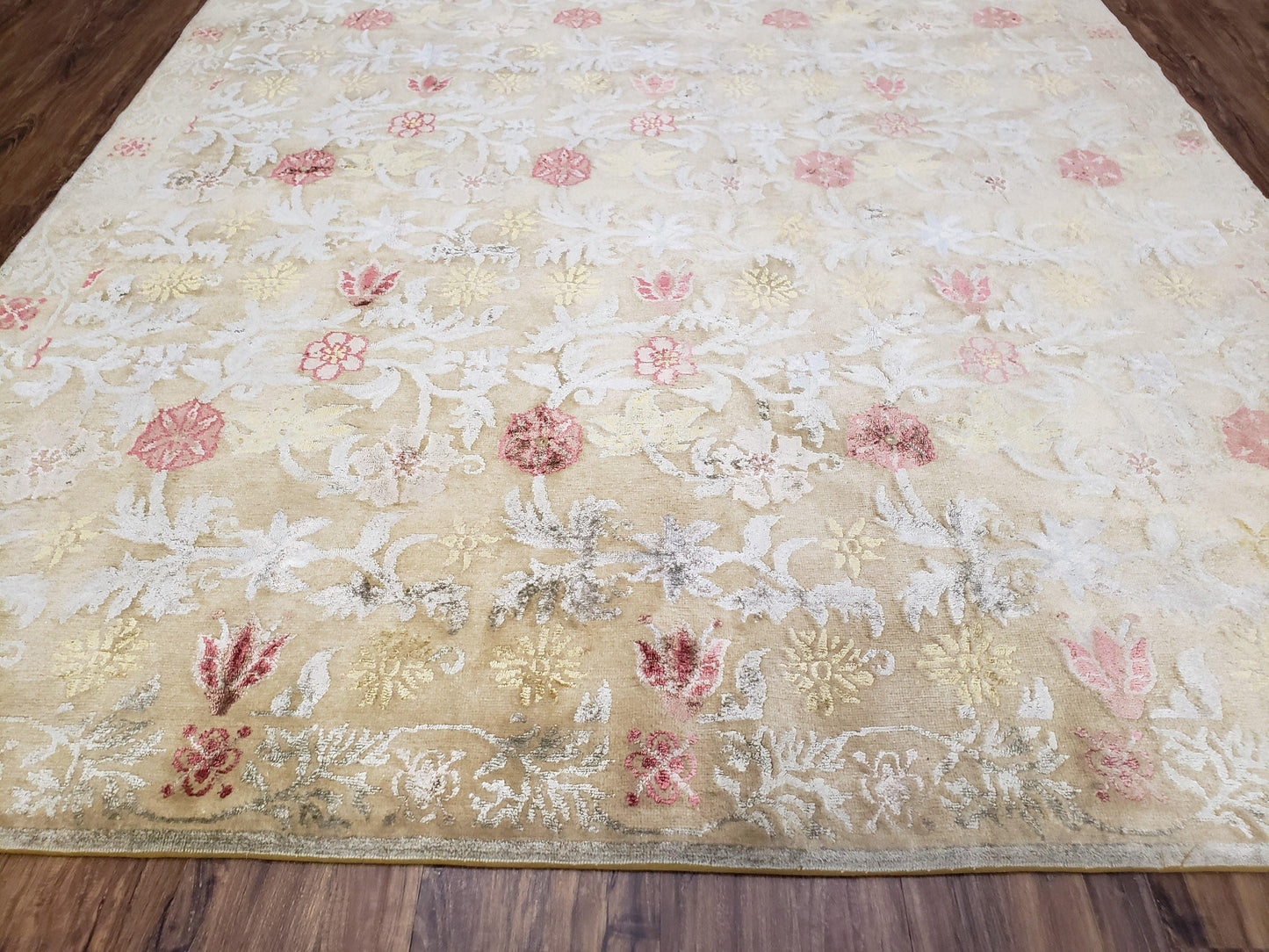 Modern Tibetan Rug 6x9, Wool and Silk Tibetan Rug, Handmade Tibetan Rug, Silk Flowers, Contemporary Rug, Soft Rug, Tibetan Area Rug, Tan