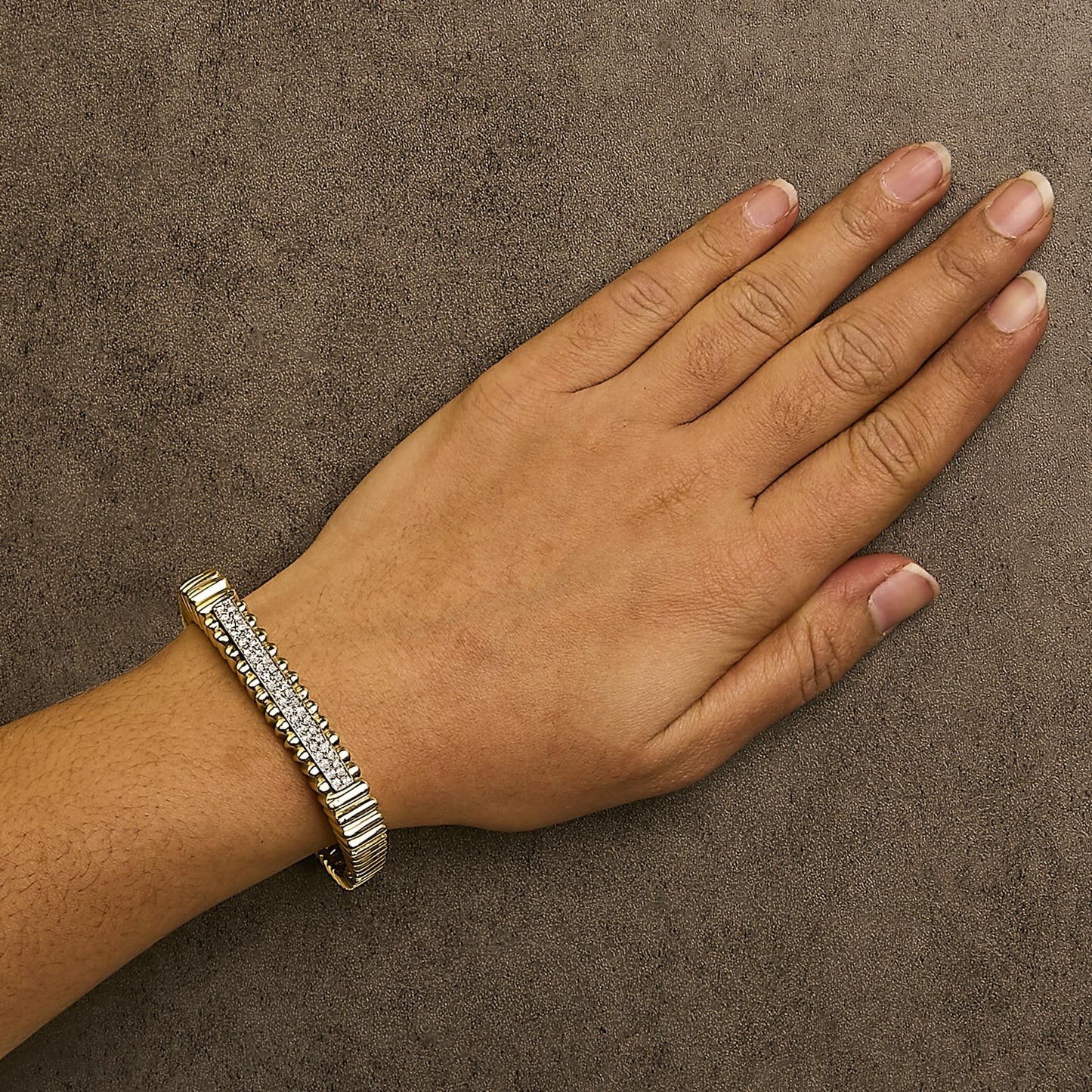 14K Yellow Gold 1 1/4 Cttw Diamond Ribbed Rounded Rectangle Bangle Bracelet (G-H Color, VS2-SI1 Clarity) - 7.75" Inches-3