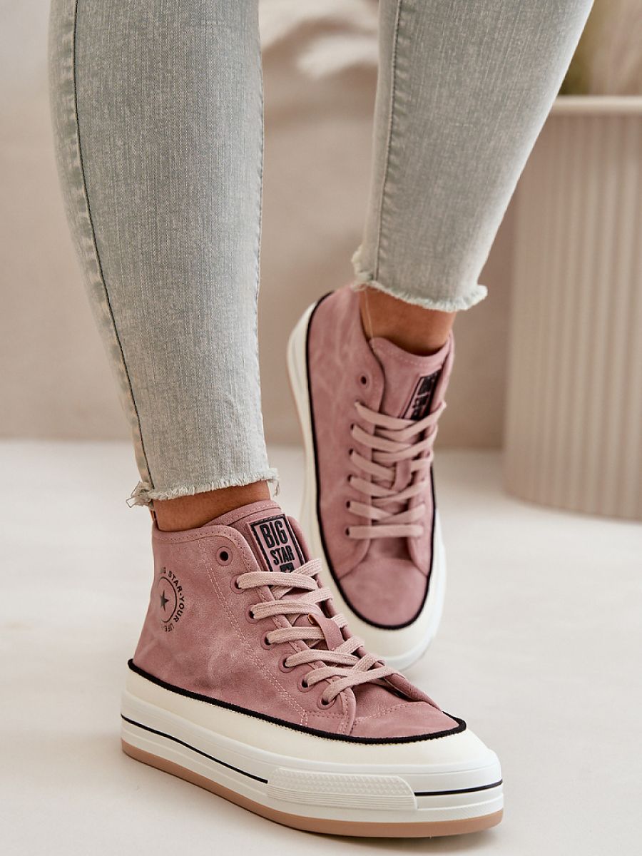 Sneakers model 199908 Step in style