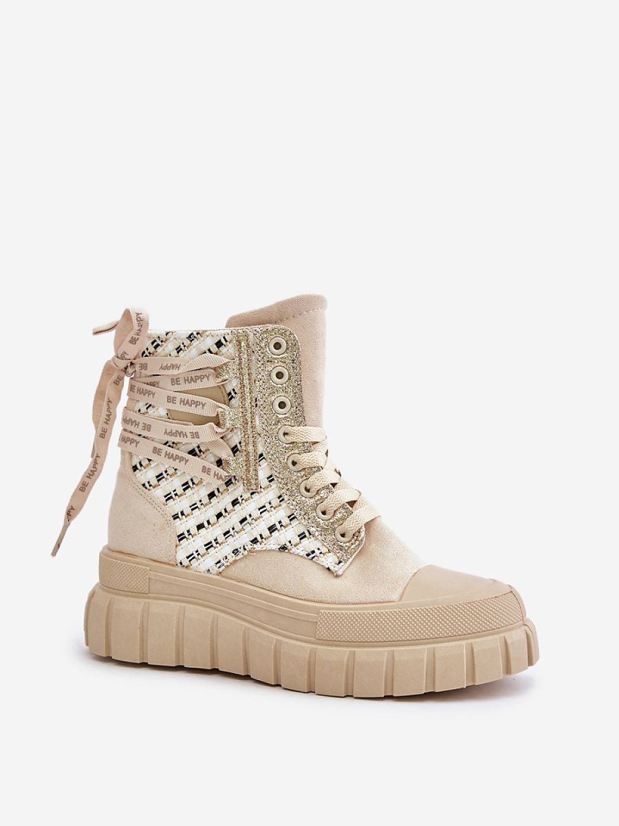 Sneakers model 201925 Step in style