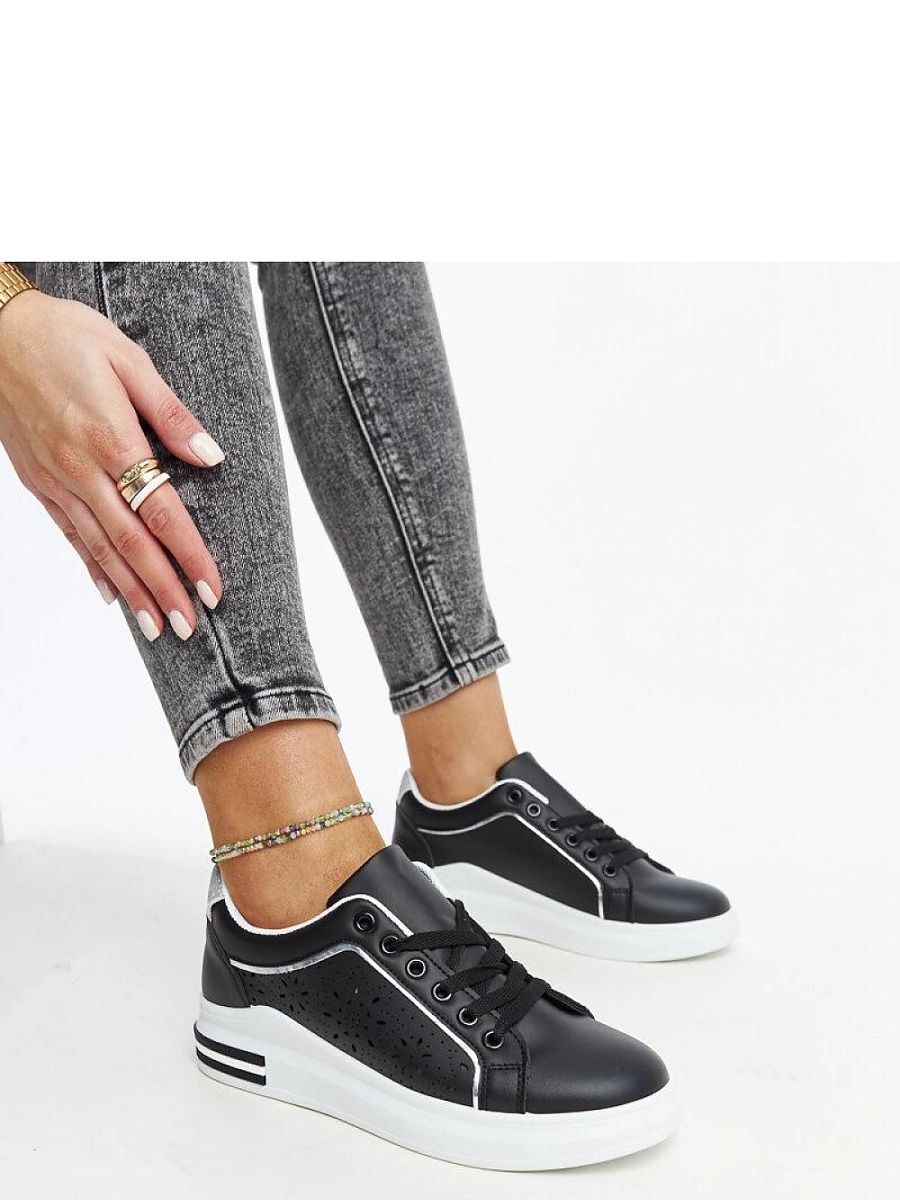 Sneakers model 207399 Solea