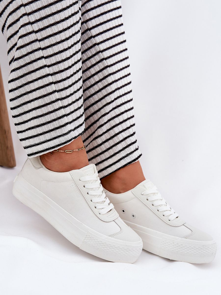 Sneakers model 212724 Step in style
