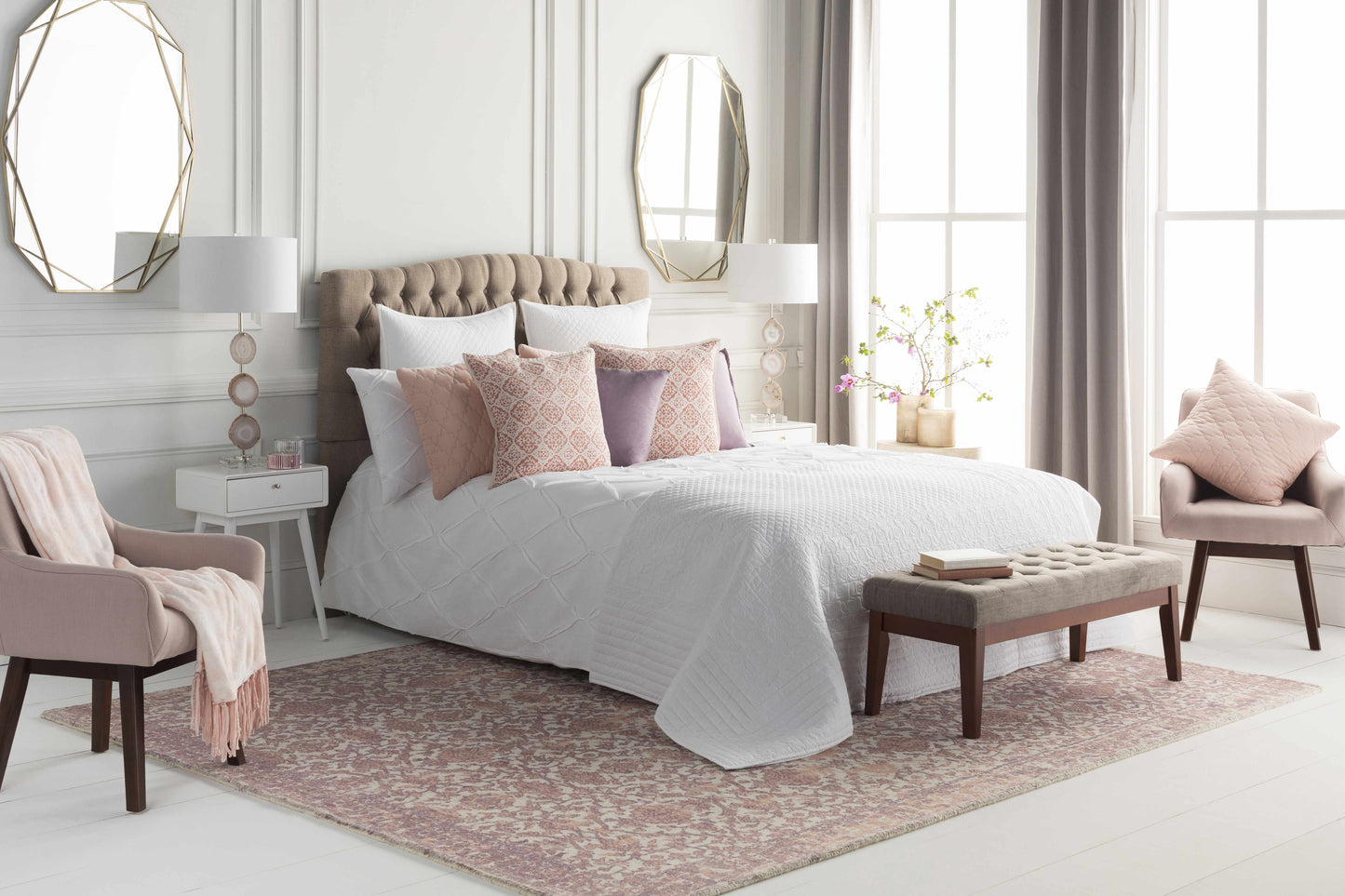 Gutalac White Quilted Bedding