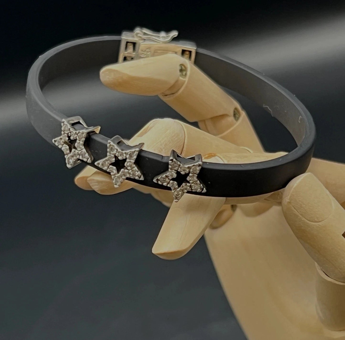 Vintage sterling 925 silver black rubber bracelet with 3 Rhinestone Stars 7.5"