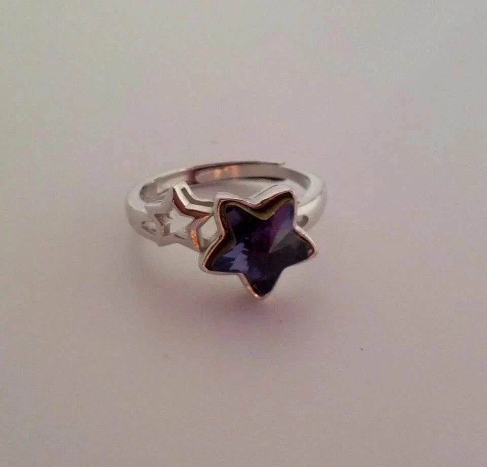 925 sterling silver women's ring with purple star / suits size 7