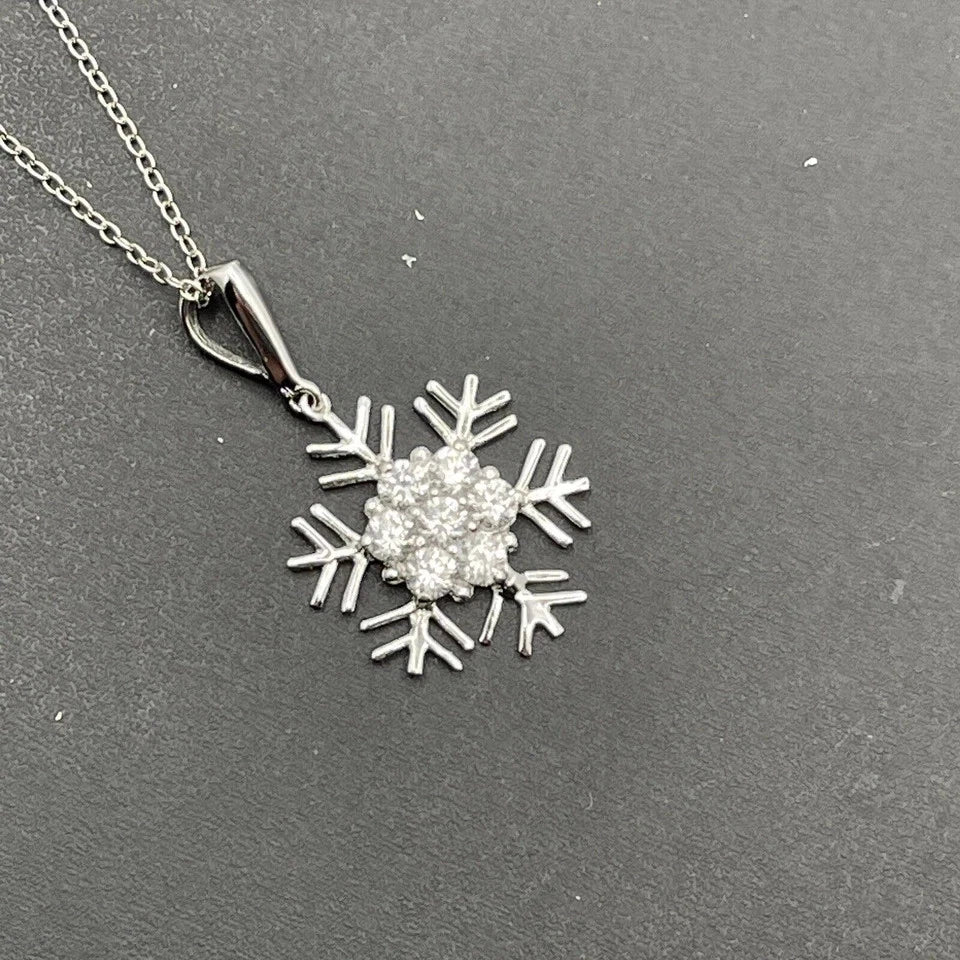 Necklace Silver Snowflake Design with Cubic Zirconia Sterling 925 18”