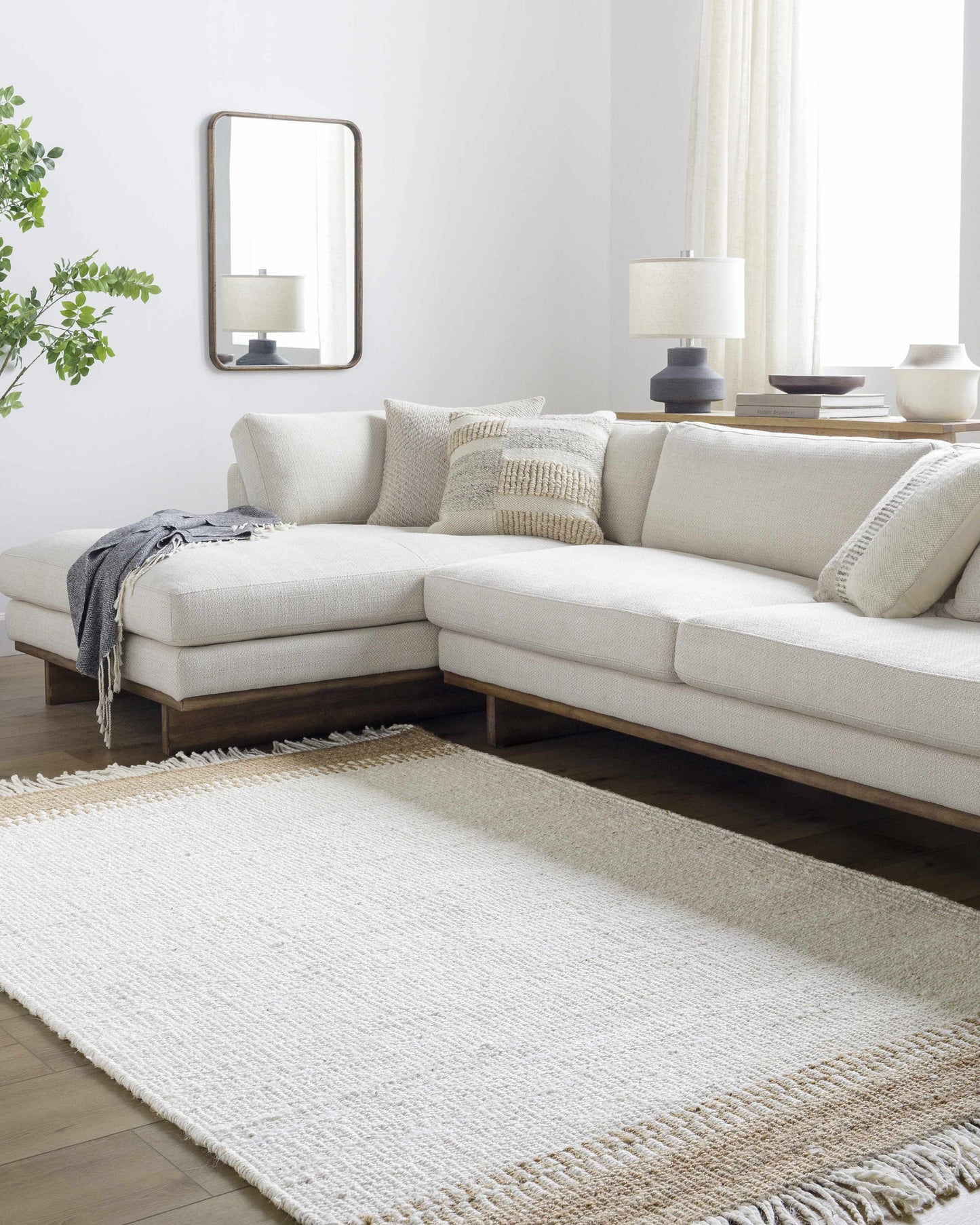 Yuuki Area Rug