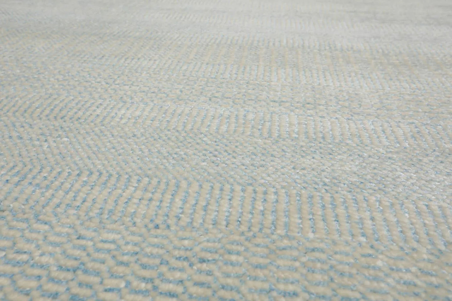 Multi Sizes Sea foam Hand Knotted Wool and Silk Modern Oriental Area Rug-4