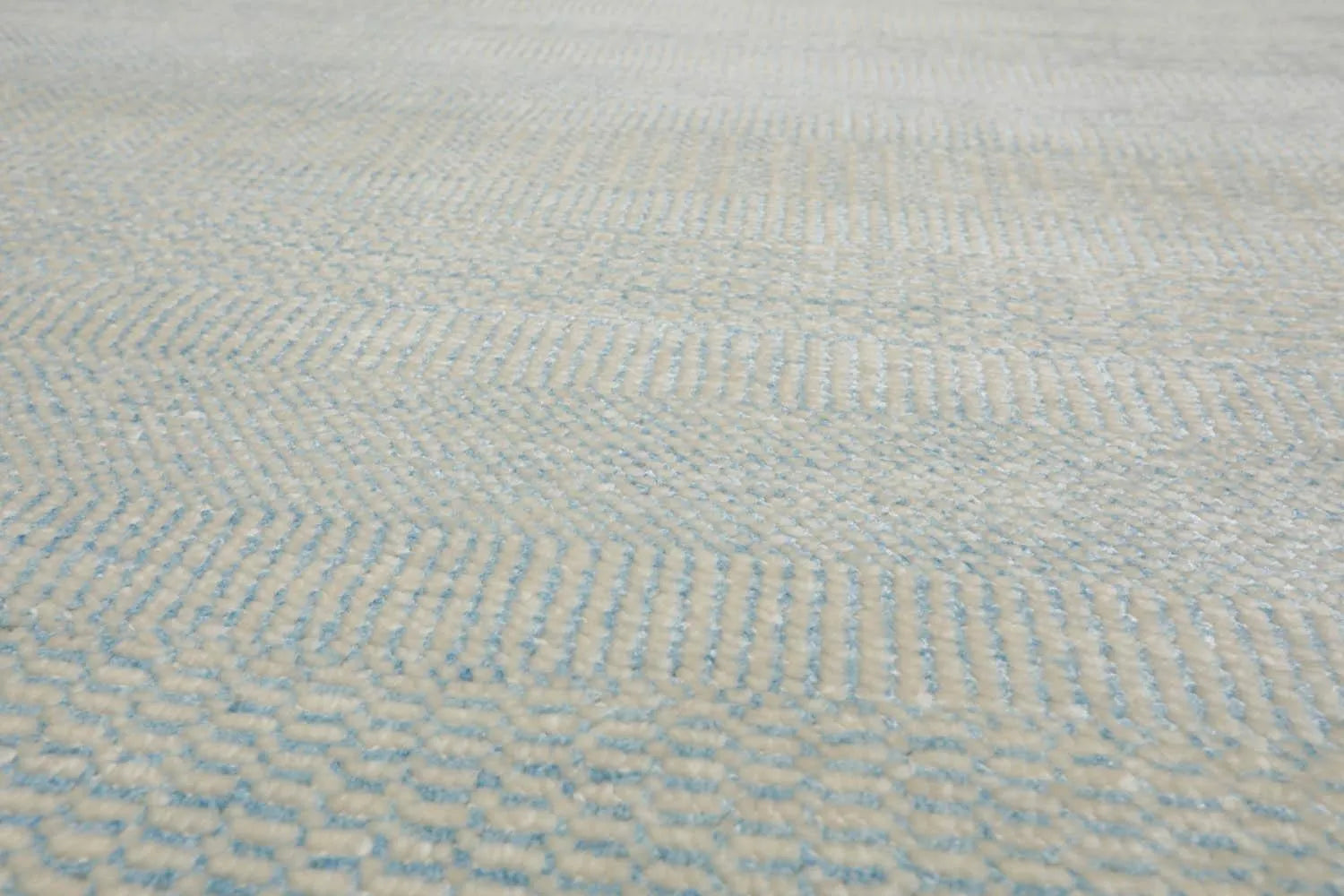 Multi Sizes Sea foam Hand Knotted Wool and Silk Modern Oriental Area Rug-4