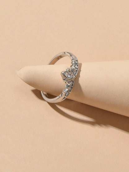Luxurious Rhinestone Silver Crown Shape Finger Ring Anniversary Wedding Jewelry
