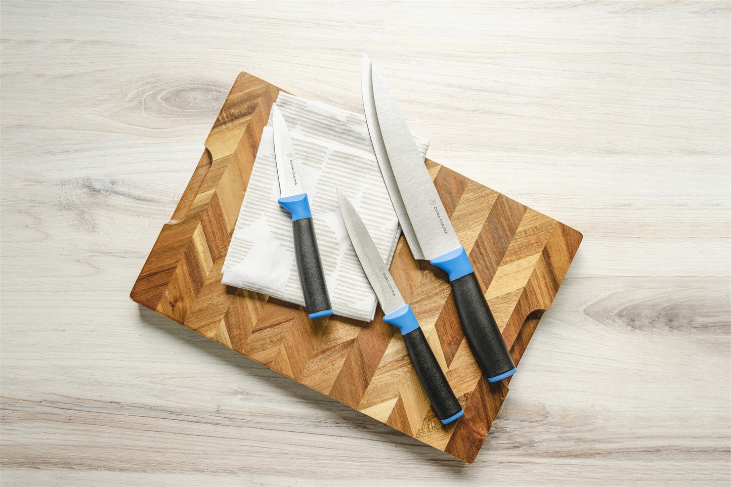 Duo-Grip 3 Piece Kitchen Knife Set With Blade Guards, Blue-1