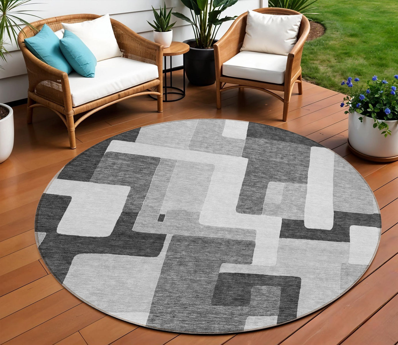 8' Silver Ivory And Charcoal Round Geometric Washable Indoor Outdoor Area Rug