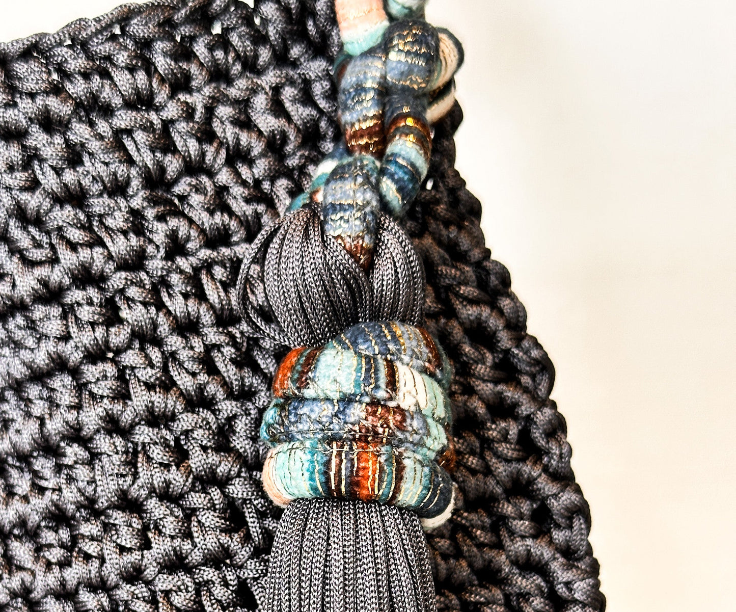 Pompeia Handwoven Bag