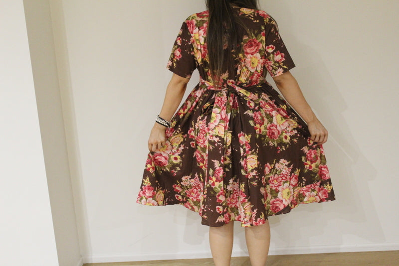 Peter Pan Collared Knee length Maternity Dress-2