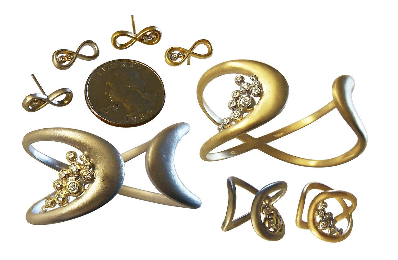 Infinity Cuff Bracelet: Overflowing Diamond Dots. 18K Gold-15