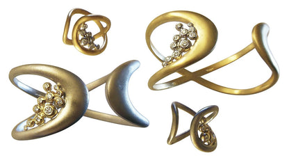 Infinity Cuff Bracelet: Overflowing Diamond Dots. 18K Gold-1