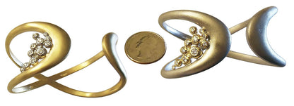 Infinity Cuff Bracelet: Overflowing Diamond Dots. 18K Gold-14