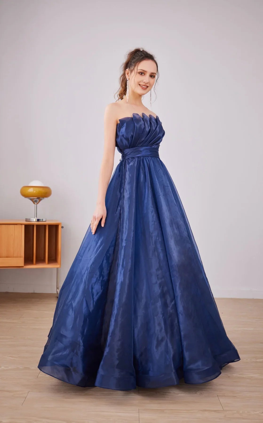 Selected Variant Image