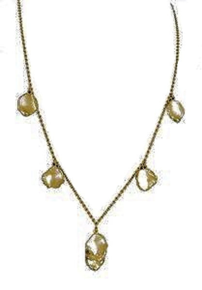 Metal Petals. 7 Petal Necklace-18K Gold