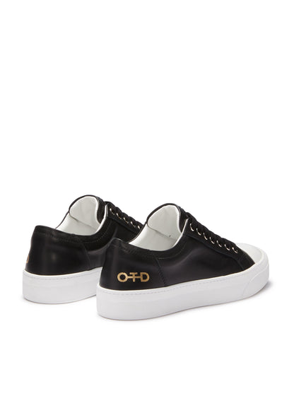 Leather Low-Top Sneaker (Black)