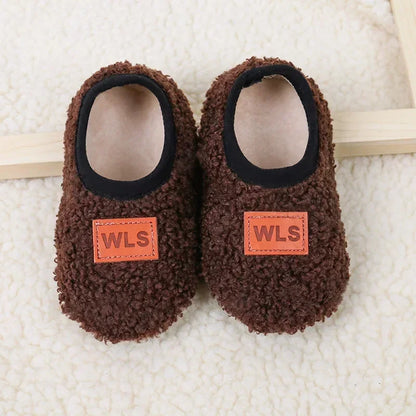 Non-slip slippers for children from 6 months to 4 years