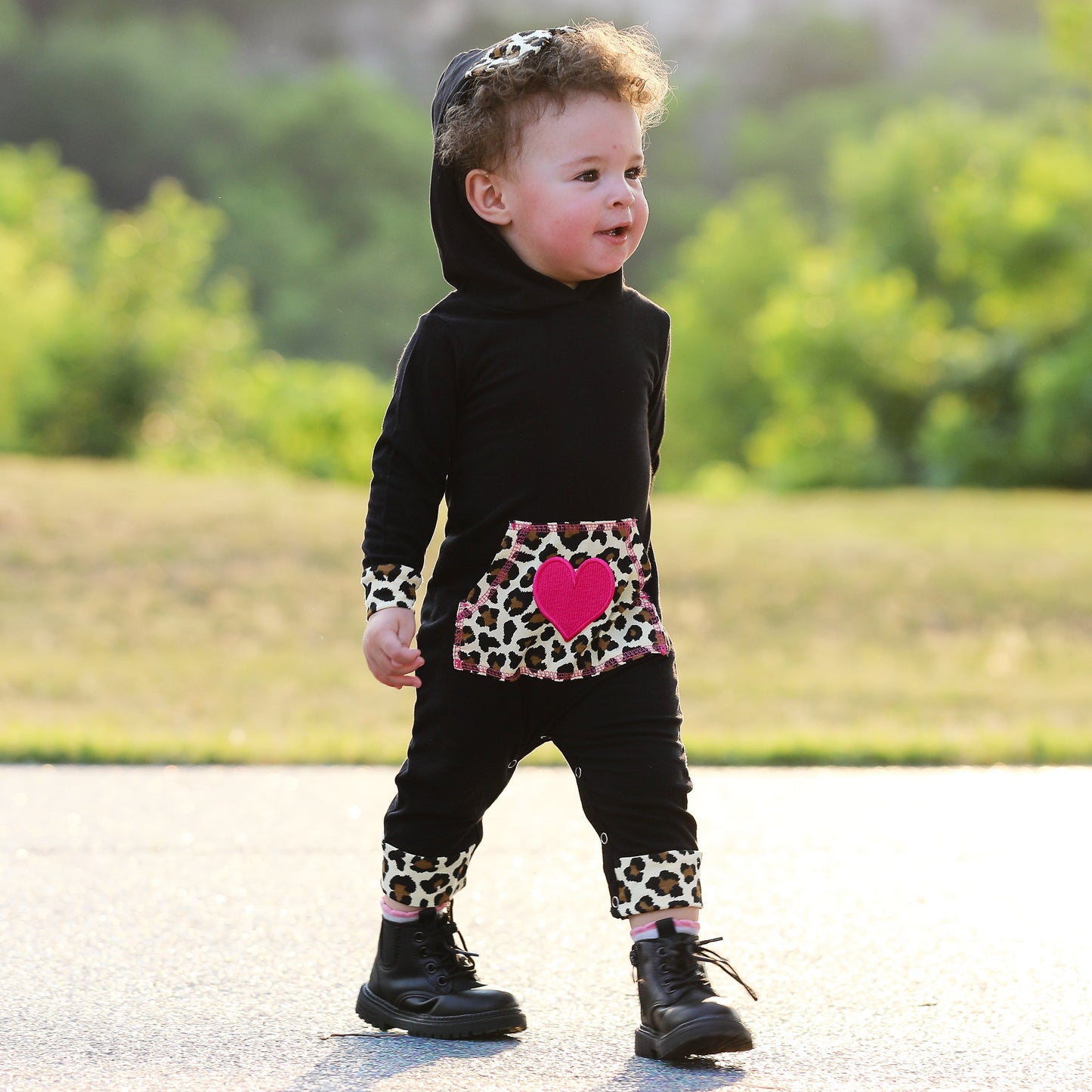AnnLoren Girls Long Sleeve Leopard Heart Baby Toddler Romper Hoodie One Piece
