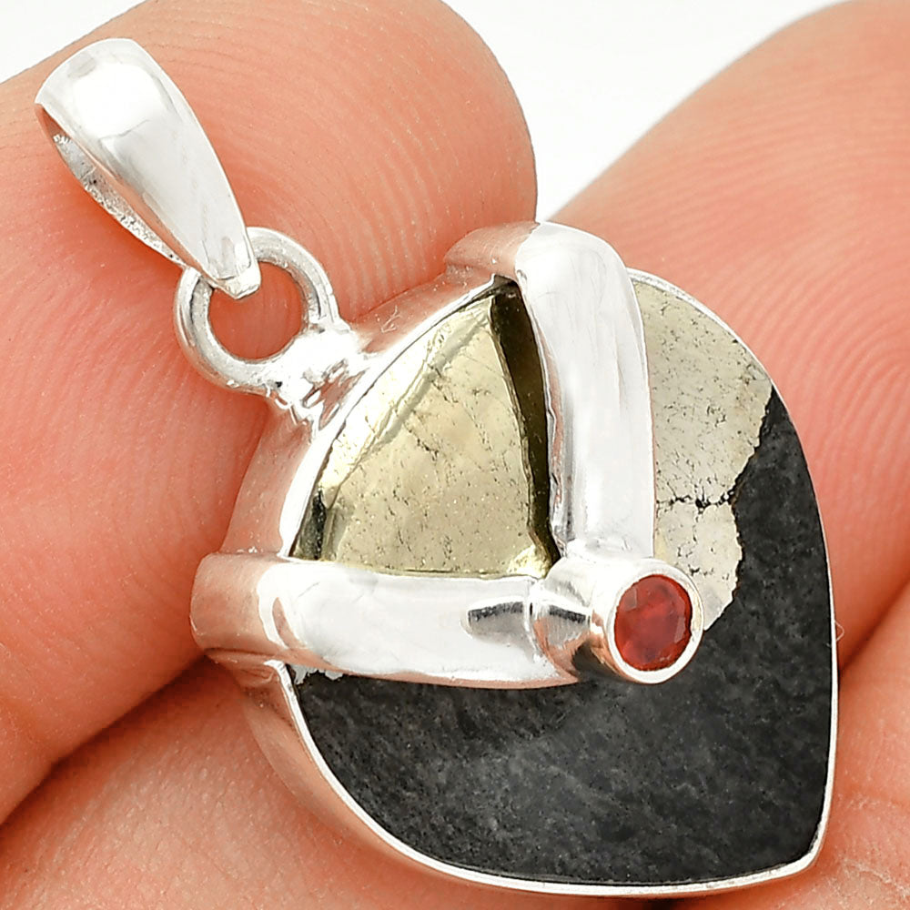 Apache Gold Healer's Gold & Garnet Pendant P-1735 SDP150714