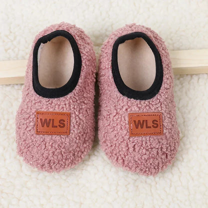 Non-slip slippers for children from 6 months to 4 years