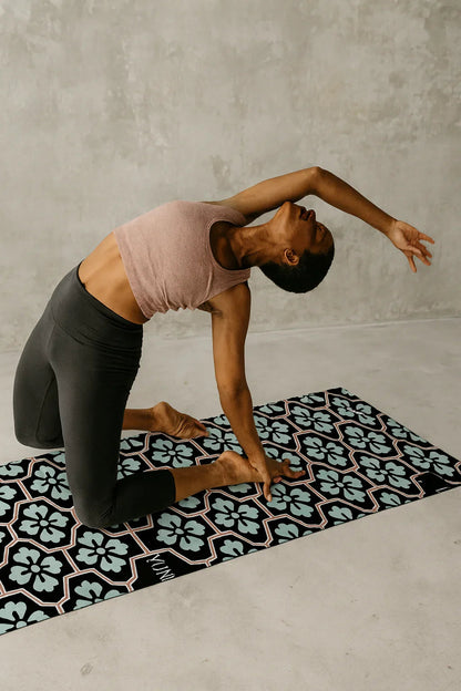 Yoga Mat | 6mm Thick | Black | Non-Slip | Eco Friendly | Yune Yoga | Crow-1