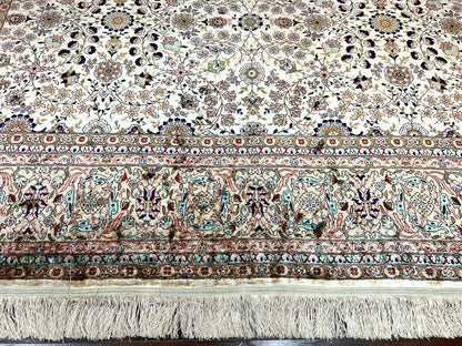 Wonderful Silk Hereke Rug 8x12, Silk Pile on Silk Foundation, Ivory/Cream, Floral Pattern, Handmade, Vintage-4