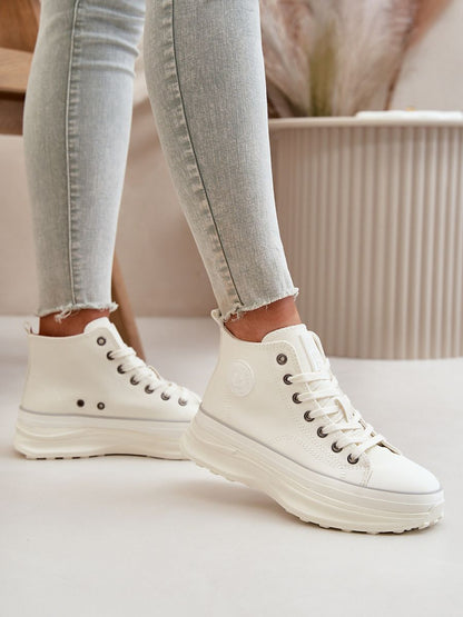Sneakers model 199904 Step in style