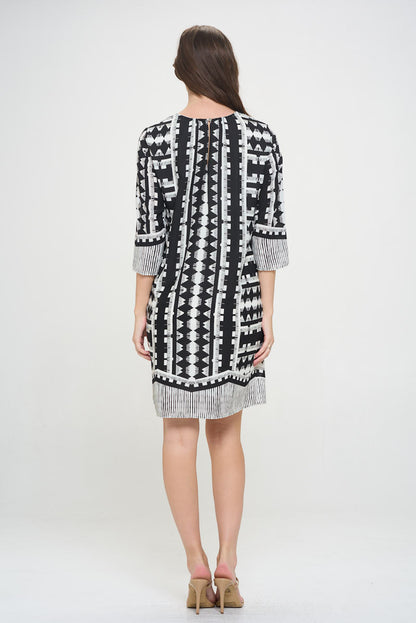 Geometric Print 3/4 Sleeve Shift Dress-4