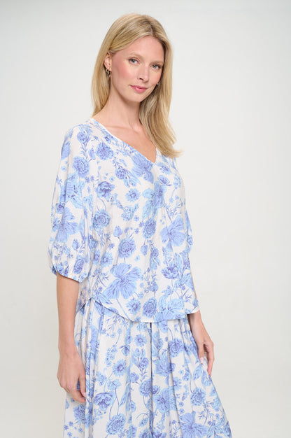 Floral Print V neck 3/4 Sleeve Top