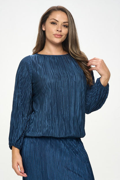 Plisse Solid Round neck Top with 3/4 Sleeve