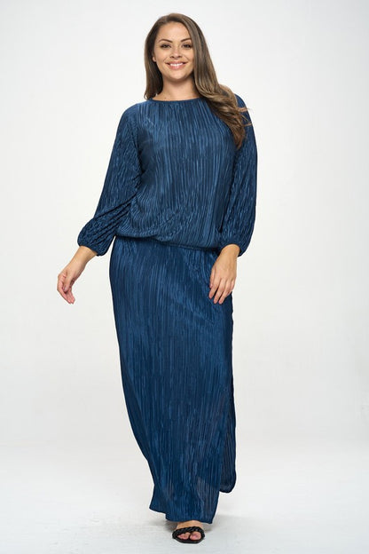 Plisse Solid Round neck Top with 3/4 Sleeve