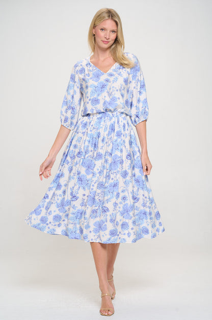 Floral Print V neck 3/4 Sleeve Top