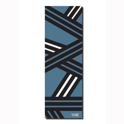 KR36 Yoga Mat – Non-Slip Grip, Cushioned Support & Modern Geometric Design