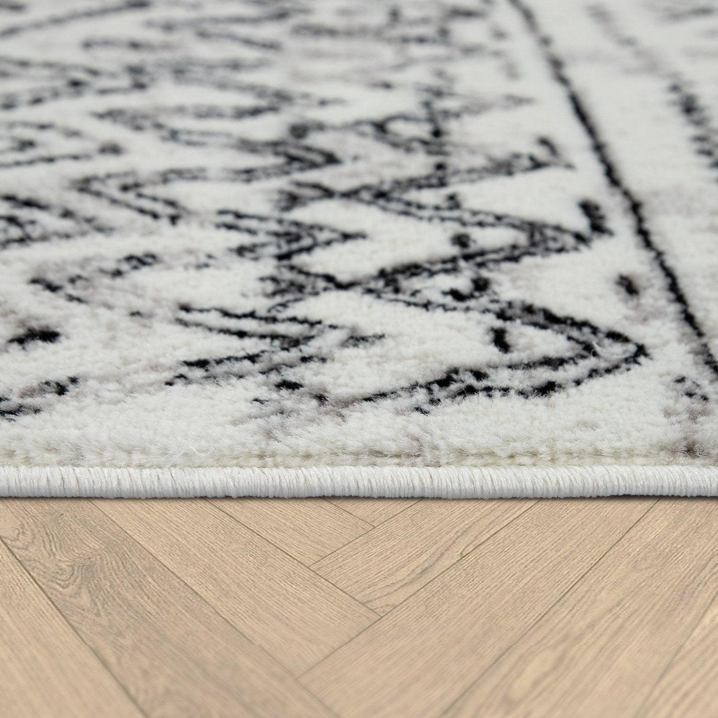 Living Room Rug with Scandi Pattern Low-Pile in Cream Grey