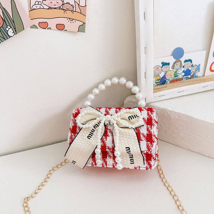 Stylish And Versatile Carry-On Girls Portable Red Crossbody Handbag