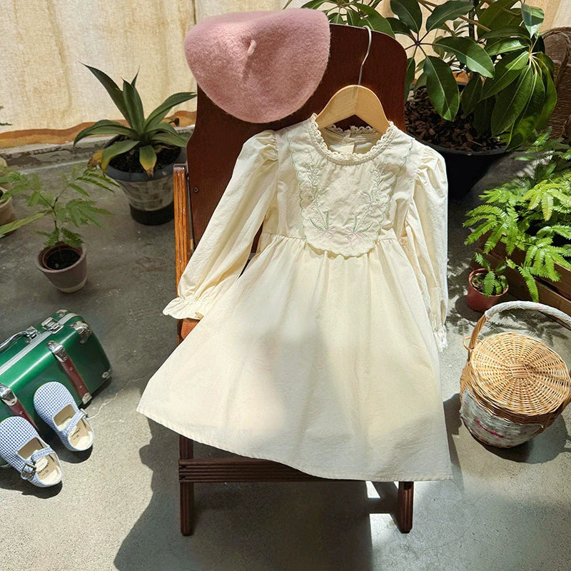 Autumn New Arrival Baby Kids Girls Flowers Embroidery Pattern Long Sleeves Lace Trim Decorated Dress
