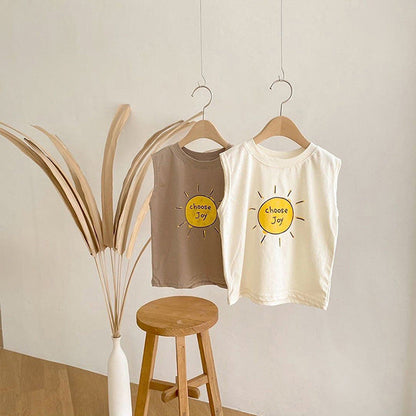 Baby Boys And Girls Sun Pattern Print Sleeveless Round Cotton Top In Summer Outfit Wearing-1