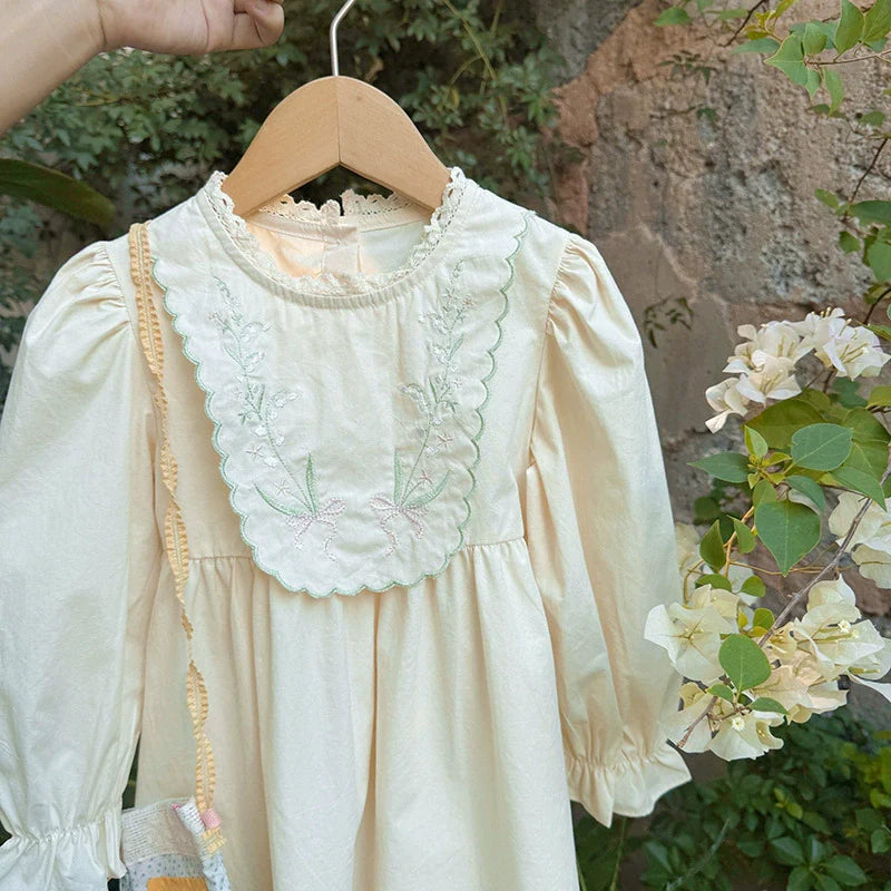 Autumn New Arrival Baby Kids Girls Flowers Embroidery Pattern Long Sleeves Lace Trim Decorated Dress