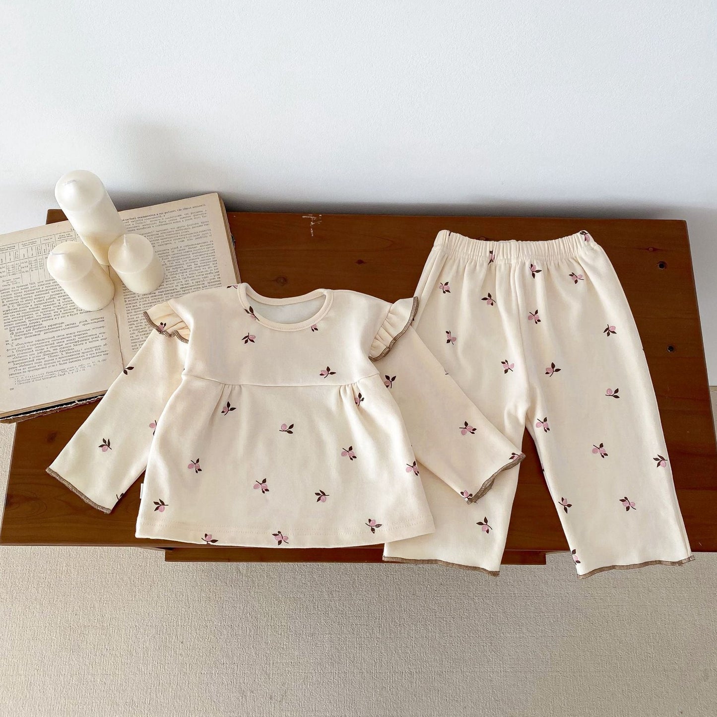Spring and Autumn Baby Kids Girls Casual Floral Pattern Top and Pants Clothing Set