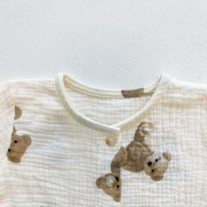 Baby Girl Bear Print Pattern Round Collar Shirt Top Combo Short Pants Sets In Summer Outfit Wearing-2