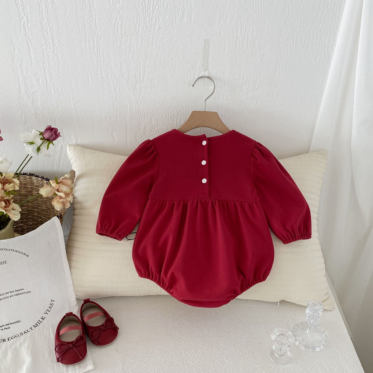 Autumn Arrival Baby Girls Long Sleeves New Style Collar with Butterfly Bow Attached Onesies