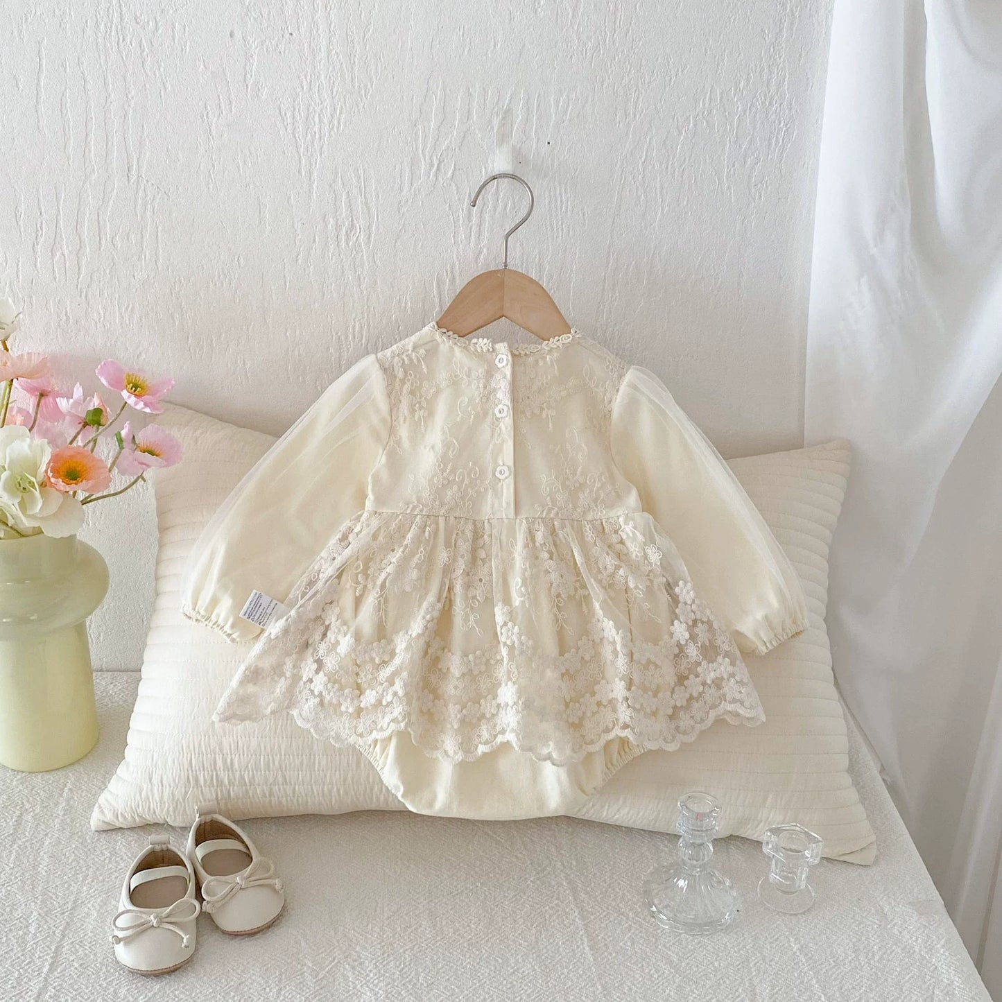 Autumn Arrival Baby Girls Long Sleeves Flowers Pattern Tulle Patchwork Onesies