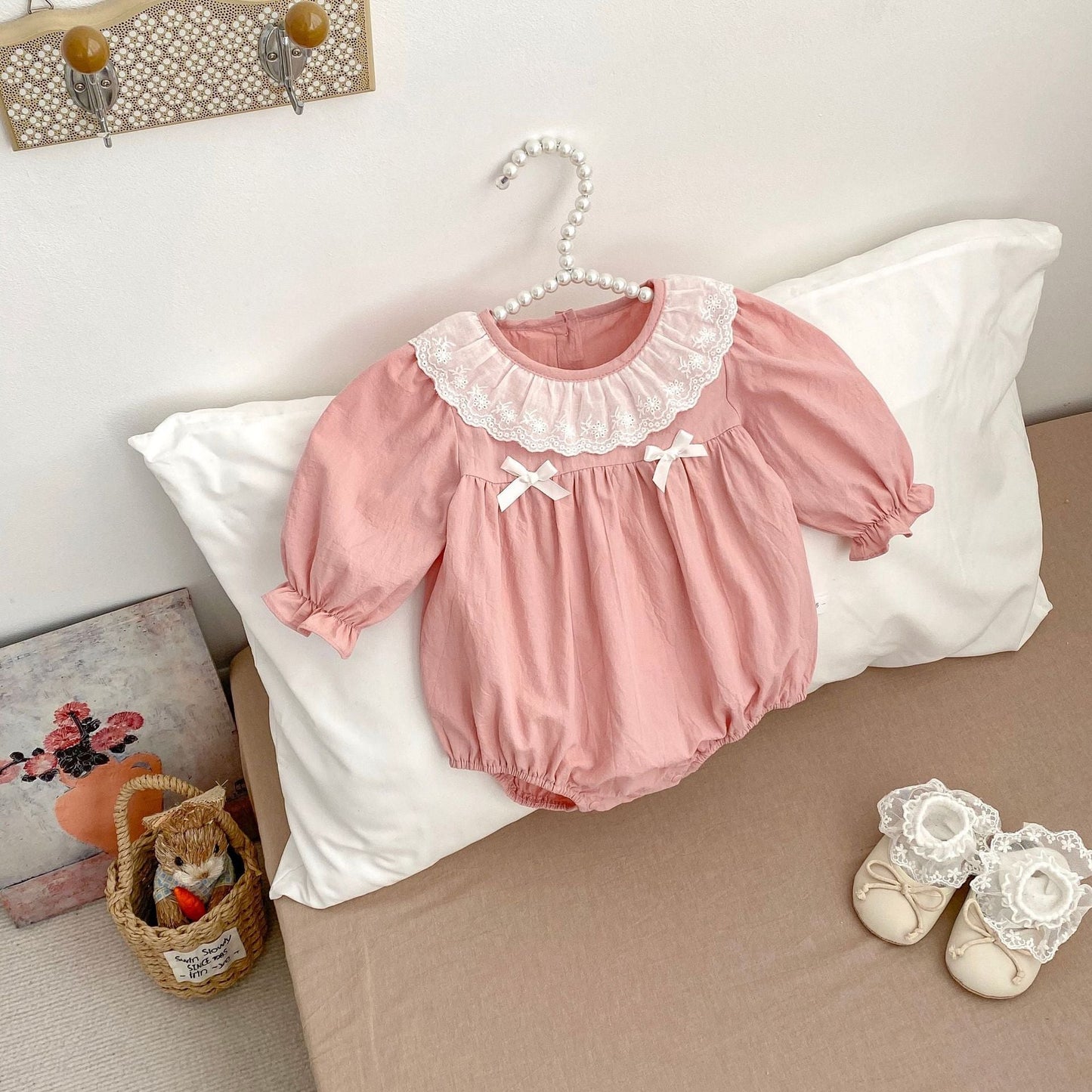 Spring Arrival Baby Girls Long Sleeves Floral Embroidered Collar Onesies Bodysuits