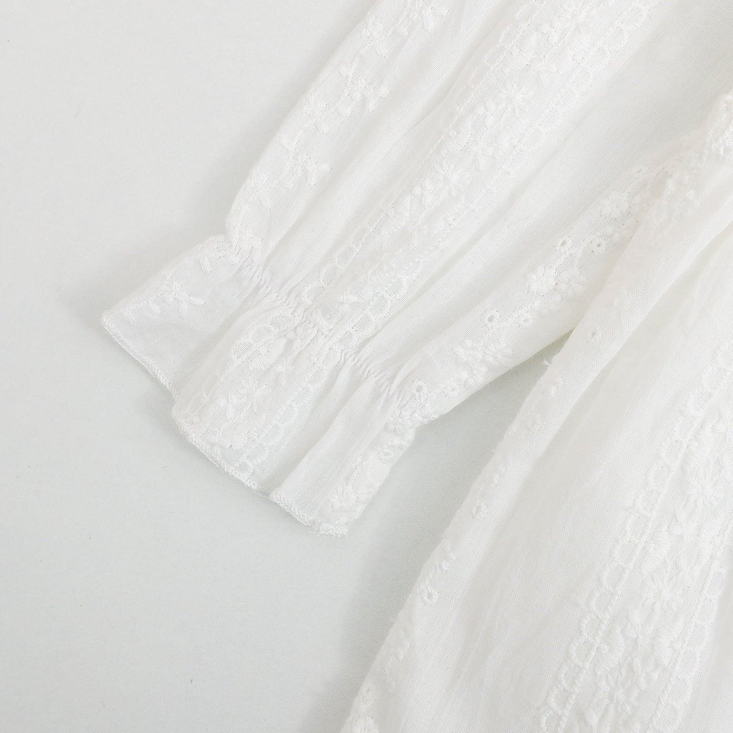 Baby Girl Solid Color White Mesh Embroidered Pattern Long Sleeve Dress