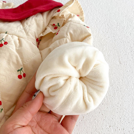 Newborn Baby Girls Cherry Pattern Long Sleeves Peter Pan Collar Cotton-Padded Onesie